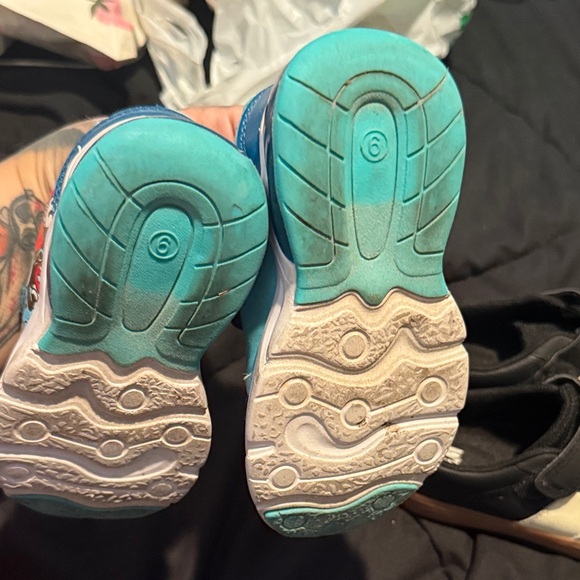 Bundle Kids Shoes Sz.9 Disney Kids Blue Sneakers & H&M shoes both pairs - Picture 10 of 13